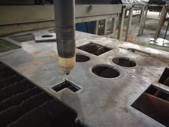 CNC Plasma och Flame Steel Plate Aluminium Plate Cutting Machine