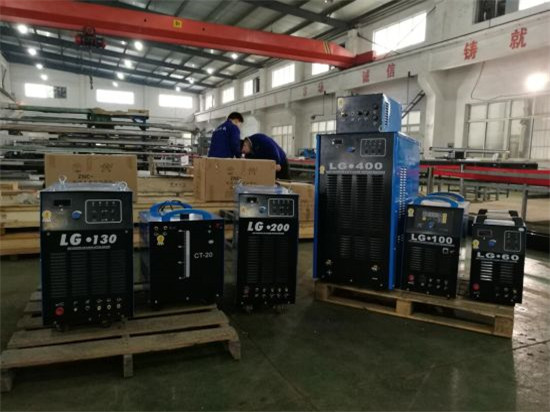 Kina billigt bärbart cnc plasmaskärare cnc plasma skärmaskin