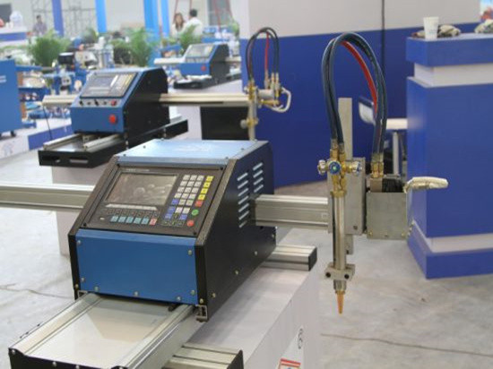 Både metallplåt och metallrör CNC-skärmaskin, med både plasmaskärning och oxy-bränsle skärbrännare